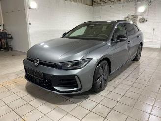 Avarii autoturisme Volkswagen Passat Var. 1.5 e-Hybrid R-Line Leder/HUD/Pano 2025/2