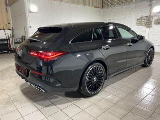Unfallwagen Mercedes Cla-klasse 200 SB AMG Line Premium Plus Pano/HUD/360 2025/11