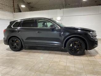 Volkswagen Touareg 3.0 TSI eHybrid 4Motion Elegance picture 3