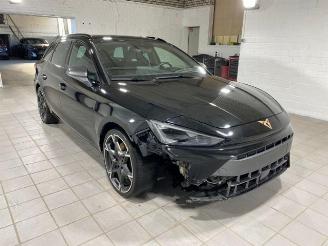 Cupra Leon VZ SP 1.5 e-Hybrid 200kW AHK/KAM/NAVI picture 6