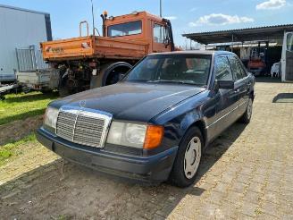 voitures voitures particulières Mercedes E-klasse 230 W124 Limousin 1991/4