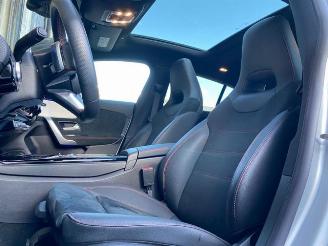 Mercedes Cla-klasse 180 SB AMG Line PANO/AHK/KAM/NAVI picture 17