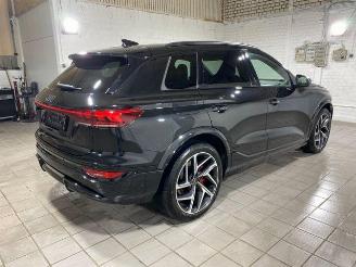Vaurioauto  passenger cars Audi SQ6 e-tron HUD/360/AHK/B&O/NAVI 2024/9