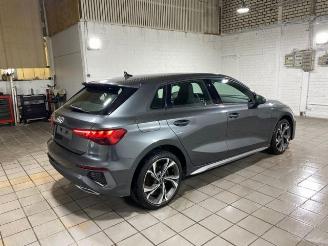 Audi A3 Sportback 40 TFSIe S tronic S line PANO/KAM picture 8