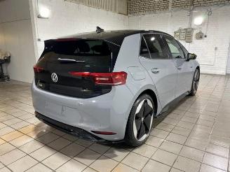Voiture accidenté Volkswagen ID.3 GTX 210 kW HUD/360/H&K/NAVI 2025/6