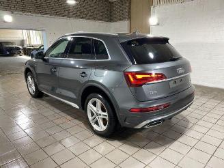 skadebil auto Audi Q5 50 TFSIe quattro S line AHK/Leder/Navi 2024/3