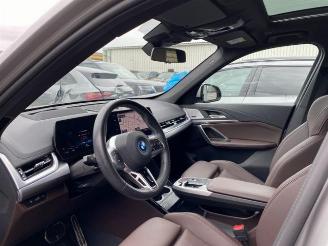 BMW iX1 xDrive30 M Sport HUD/PANO/360/H&K/AHK/NAVI picture 14