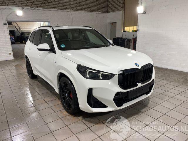 BMW X1 xDrive23d M Sport Pro PANO/HUD/360/AHK/H&K