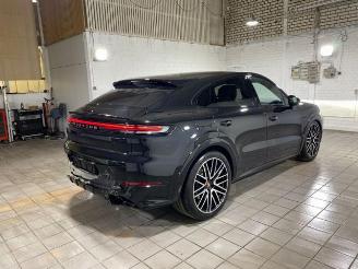 Porsche Cayenne S E-Hybrid Coupe CHRONO/PANO/HUD/360 picture 7
