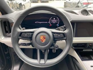 Porsche Cayenne S E-Hybrid Coupe CHRONO/PANO/HUD/360 picture 19