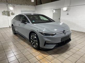 Unfallwagen Volkswagen ID.7 Pro S HUD/AHK/360/NAVI 2025/11