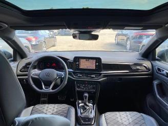 Volkswagen T-Roc 1.5 TSI DSG R-Line PANO/KAM/NAVI picture 19