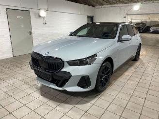 BMW 5-serie e xDrive Touring M Sport Pro PANO/HUD/360/AHK picture 5