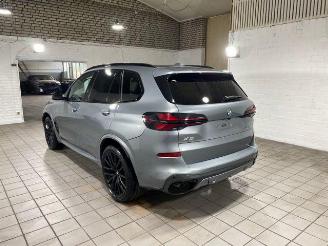 Voiture accidenté BMW X5 xDrive40d M Sport Pro PANO/HUD/360/AHK/H&K 2024/7