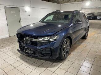 Volkswagen Touareg 3.0 TDI 4Motion R-Line STANDHZG/PANO/HUD picture 4