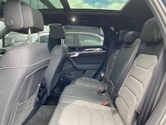 Volkswagen Touareg 3.0 TDI 4Motion R-Line STANDHZG/PANO/HUD picture 14