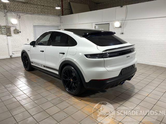 Porsche Cayenne Coupe Turbo E-Hybrid mit GT-Paket