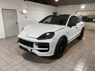 škoda osobní automobily Porsche Cayenne Coupe Turbo E-Hybrid mit GT-Paket 2024/12