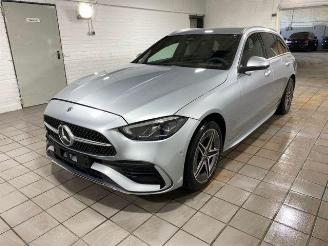 krockskadad bil auto Mercedes C-klasse  2025/12