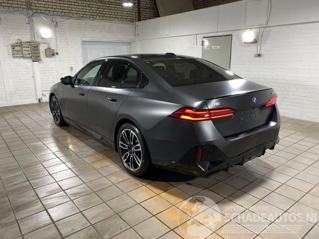 BMW i5 M60 xDrive HUD/PANO/B&W/360/NAVI