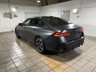 Schadeauto BMW i5 M60 xDrive HUD/PANO/B&W/360/NAVI 2024/9