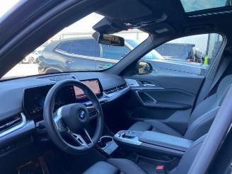 BMW X1 sDrive20i M Sport PANO/AHK/KAM/H&K/NAVI picture 12