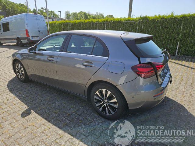 Mercedes A-klasse d KAM/NAVI