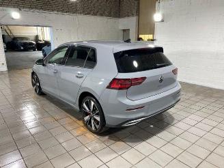 Schadeauto Volkswagen Golf GTE PANO/KAM/NAVI 2024/4