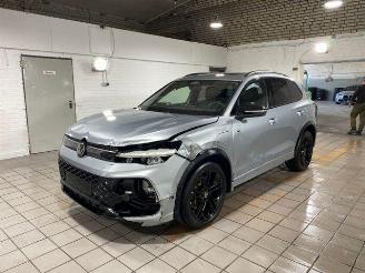 Volkswagen Tiguan 1.5 TSI e-Hybrid R-Line PANO/HUD/AHK/KAM picture 3