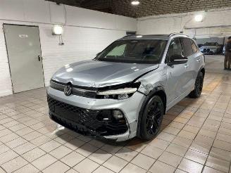 Volkswagen Tiguan 1.5 TSI e-Hybrid R-Line PANO/HUD/AHK/KAM picture 4