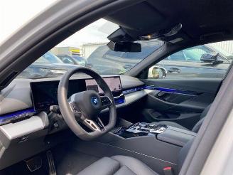 BMW i5 eDrive40 Touring M Sport HUD/360/H&K/NAVI picture 17