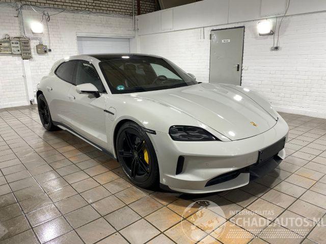 Porsche Taycan Sport Turismo KERAMIK/CHRONO/PANO/360/