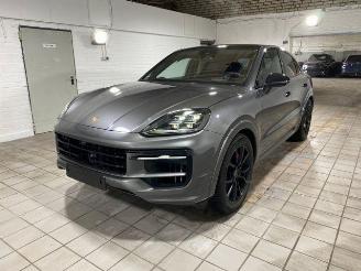 Porsche Cayenne GTS Coupe Pano/Chrono/HUD/Burmester picture 2