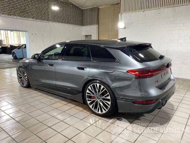 Audi S6 e-tron Avant quattro 370kW HUD/360/PANO/AHK