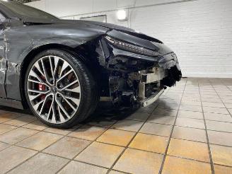 Audi S6 e-tron Avant quattro 370kW HUD/360/PANO/AHK picture 17