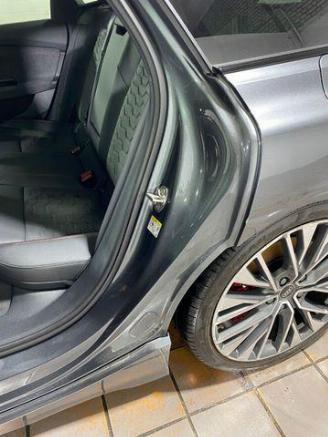 Audi S6 e-tron Avant quattro 370kW HUD/360/PANO/AHK picture 11