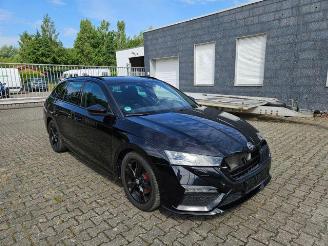 Skoda Octavia RS Combi 2.0 TDI HUD/STANDHZG/KAM/NAVI picture 2