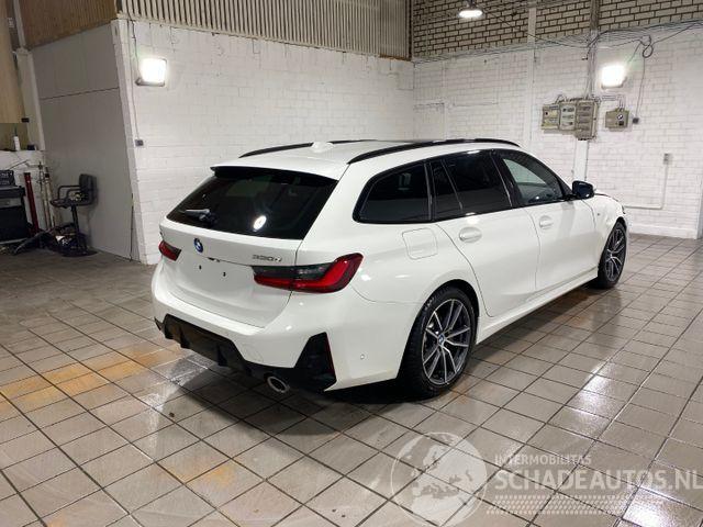 BMW 3-serie 0d xDrive Touring M Sport PANO/HUD/AHK/60