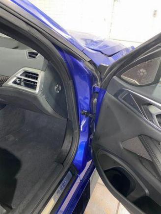 BMW M4 Competition M xDrive Coupe SCHALENSITZE/HUD picture 13