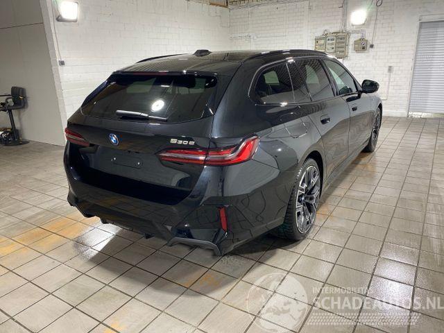 BMW 5-serie e Touring M Sport Pro PANO/HUD/AHK/360/B&W