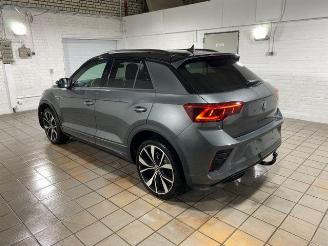 Volkswagen T-Roc 2.0 TDI DSG R-Line AHK/KAM/NAVI picture 1