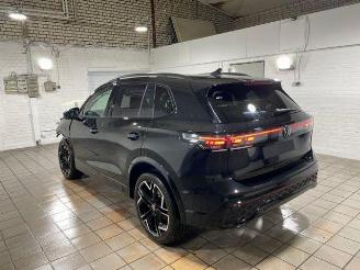 Volkswagen Tiguan 2.0 TDI DSG R-Line 4Motion PANO/STANDHZG picture 1