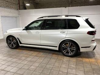 BMW X7 xDrive40i M Sport Pro 7-sitz. PANO/HUD/AHK/HK picture 3