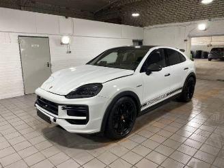 Damaged car Porsche Cayenne Coupe Turbo E-Hybrid mit GT-Paket HUD 2024/12