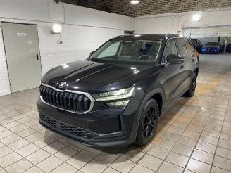 krockskadad bil auto Skoda Kodiaq iV 1.5 TSI e-Hybrid Selection 2025/2