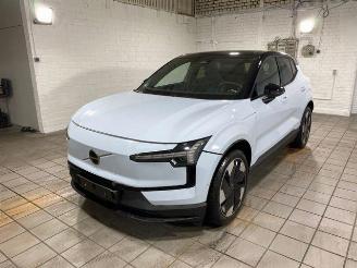 Schadeauto Volvo EX30 Ultra AWD Performance PANO/360/H&K/NAVI 2025/5