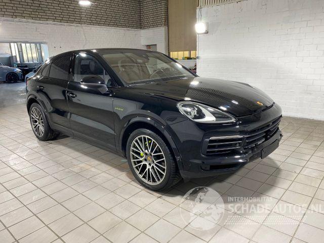 Porsche Cayenne E-Hybrid Coupe CHRONO/HUD/PANO/360/AHK