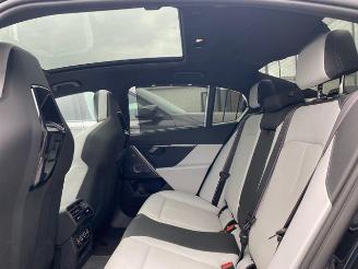 BMW M5 Limousine PANO/HUD/360/B&W/NAVI picture 16