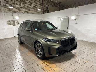 Damaged car BMW X5 xDrive50e M Sport Pro PANO/HUD/AHK/360/H&K 2025/9