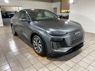 Schadeauto Audi Q6 e-tron Sportback Performance S line PANO/HUD 2026/4